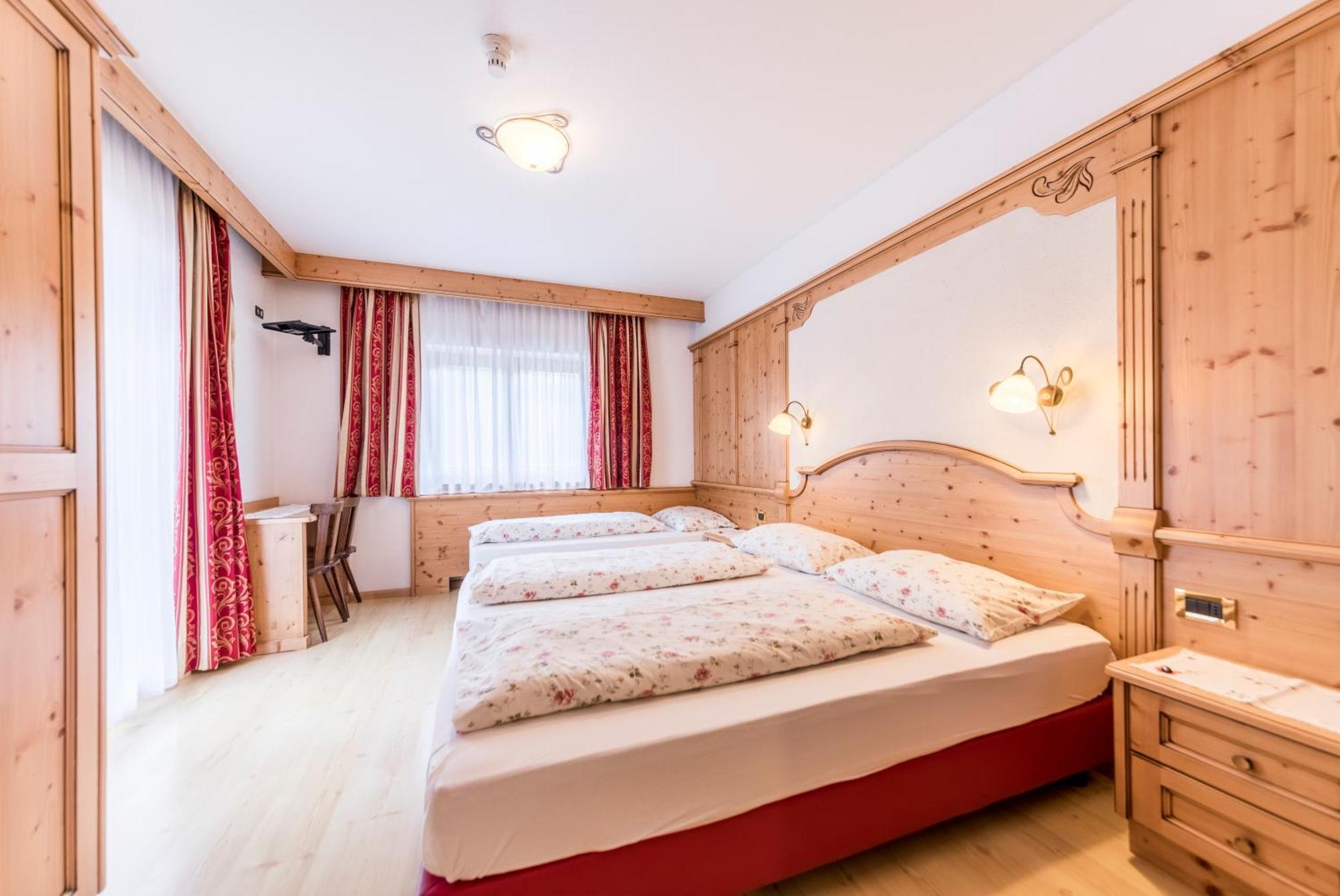 Garni Hotel Residence Diamant San Vigilio Di Marebbe Esterno foto